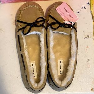 Airwalk Moccasins size 10